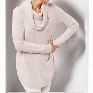 Barefoot Dreams CozyChic
Ultra Lite Coastal Cowl Neck Tunic Sand Dune sweater.